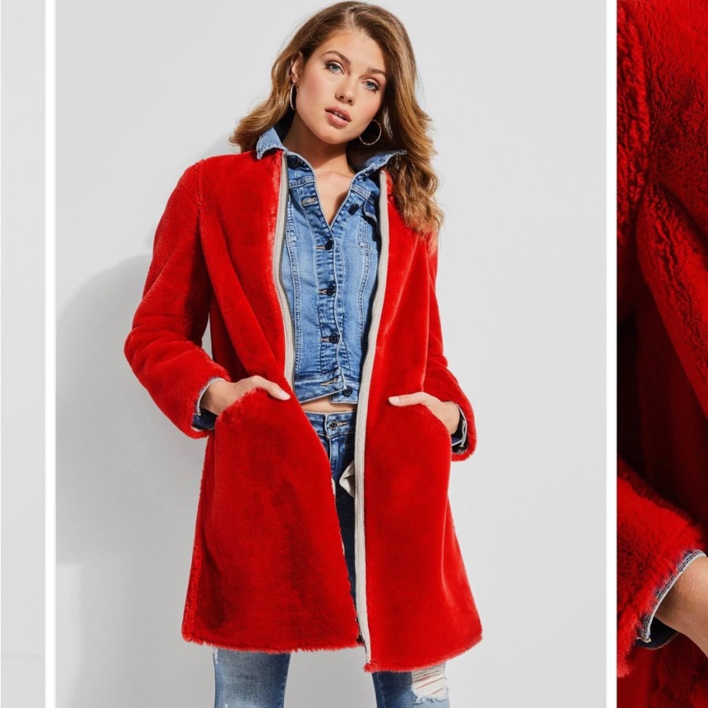 Guess Marcia coat reversible red / snake grey like new no longer in store 2 in 1